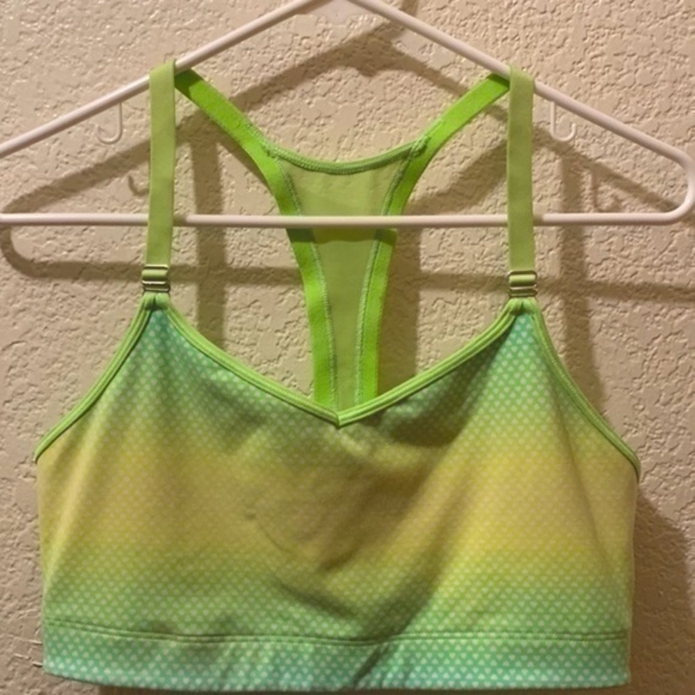 Victoria’s Secret VSX sports bras size Large